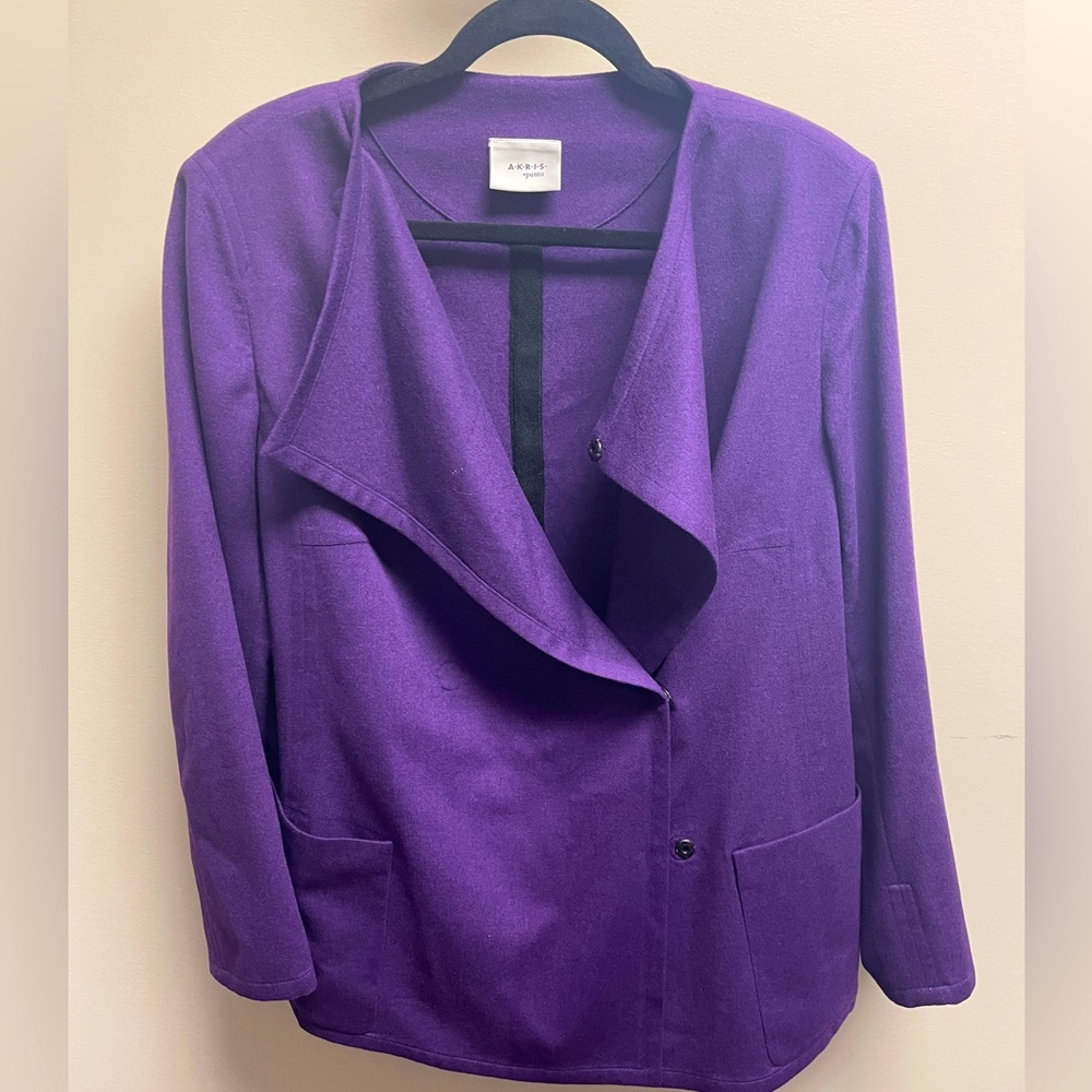 Wool Short Wrap Style Jacket